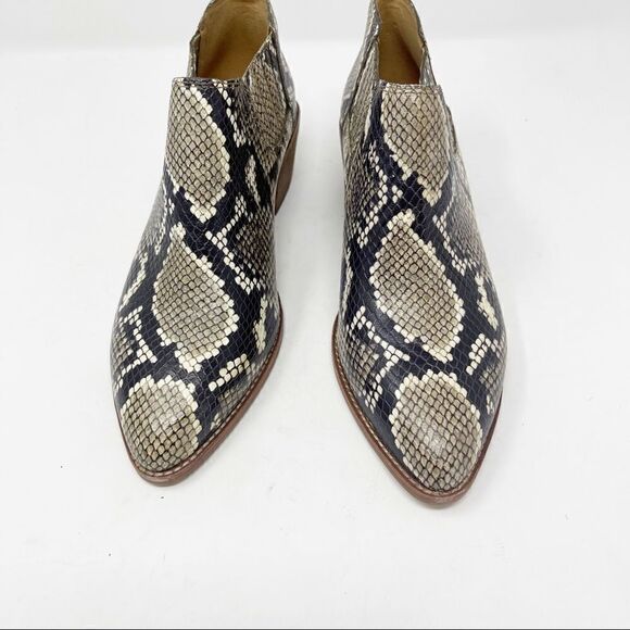 Madewell Snake Booties Almond Toe Size 7 - Picture 3 of 7